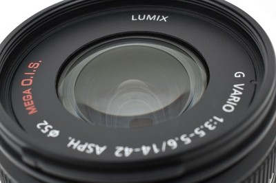 TOP MINT》Panasonic Lumix G Vario 14-42mm f/3.5 -5.6 MEGA O.I.S.