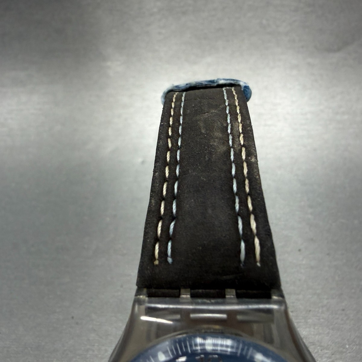 Swatch \'Blue Choco\' Unisex 34mm Ice Blue Date Dial Watch w New Strap & Battery Swatch Blue Choco Watch Men 34mm Blue Dial Clear Date Round  main image 2