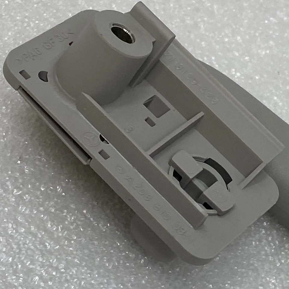 98-02 Mercedes Benz CLK 320 430 W208 Empuñadura Interior Manija Trasera Derecha Gris OE Foto 2 de 4