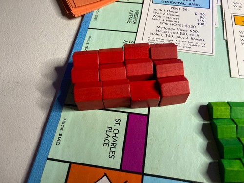 Vintage 1985 Monopoly Deluxe Anniversary Edition Game Complete Gold Tone Tokens - Picture 14 of 16