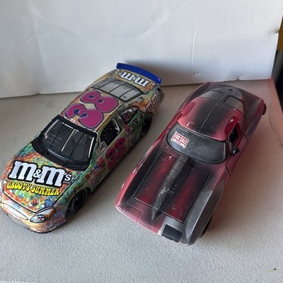 1963 Chevy Corvette stingray and M & M 2003 cars 1/24 Scale.