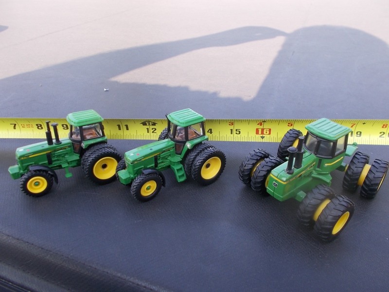 Ertl John Deere 8440 4WD 4755 4760 Tractors All With Duals 1/64 Farm Toy Tractor