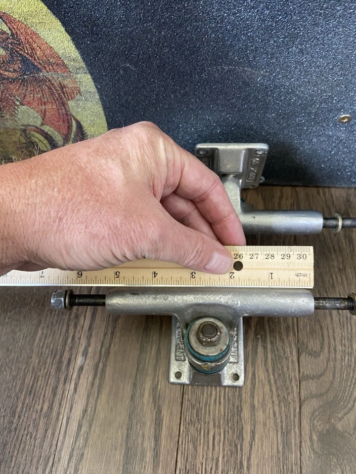 Independent Trucks Stage 1 Pre-pinch skateboard vintage collectible   - Image 4 of 4