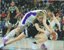 LI YUERU Signed 8 x 10 Photo WNBA Basketball LOS ANGELES SPARKS China