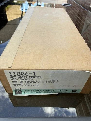 EMERSON  WHITE-ROGERS DIVISION 11B06-1 HOT WATER CONTROL