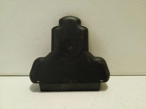 VW GOLF III 1H1 Rücklichtkontakte 1H6945520 1.9 Diesel 66kw 1992 32159736