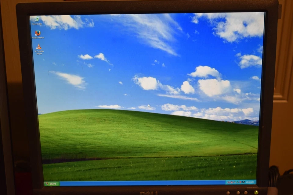 Dell Optiplex 9010 SFF Quad Core i7-3770 3.4GHz 4GB RAM 1TB HDD Windows XP WiFi - Image 2 of 4