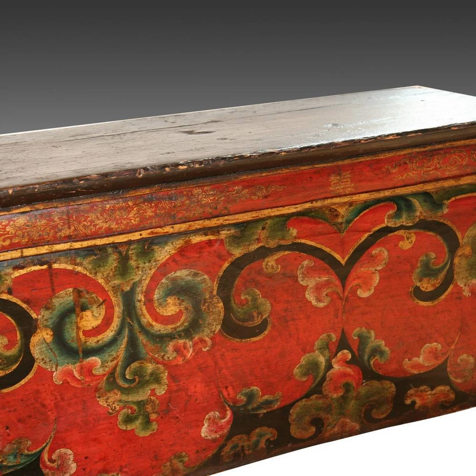 RARA MESA DE TÉ CHOCHE ANTIGUA PINTADA PINO TIBETANO MUEBLES CHINOS SIGLO XVII Foto 2 de 3