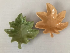 IQ Accessories Maple Leaf Dishes Trinket Candy Green Tan Tabletop Fall Autumn