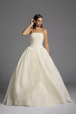 White by Vera Wang Organza Ball Gown Wedding Dress (VW351178)   Size 0
