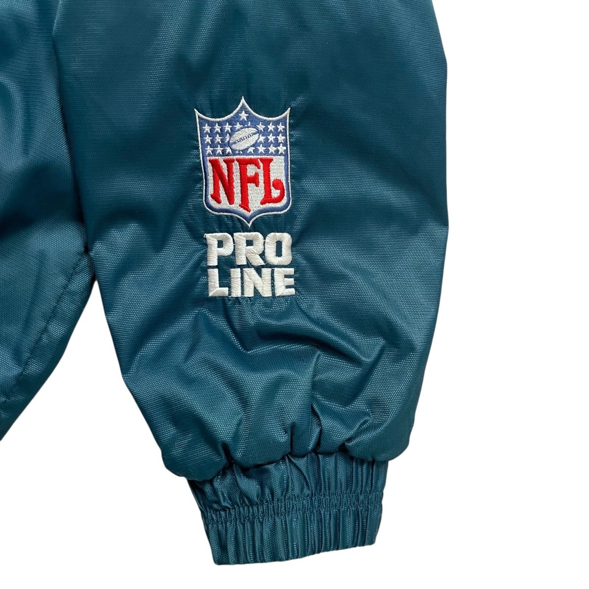 VTG 90s NFL PHILADELPHIA EAGLES LOGO ATHLETIC PRO LINE BOMBER