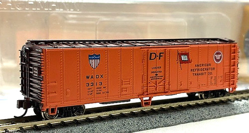 Bachmann Plata Serie N Escala American Refer Trans. Co. 50' Steel Refer (17955) | Condition: Used
