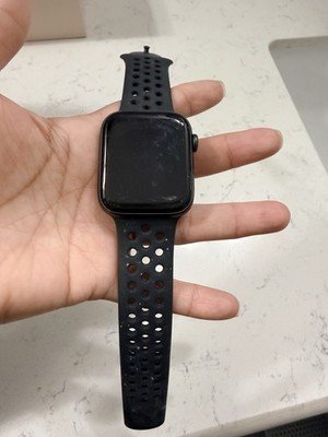 I Watch Nike Series 5 44mm Aluminum Smartwatch