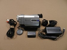 Sony DCR-TRV11 MiniDV Camcorder