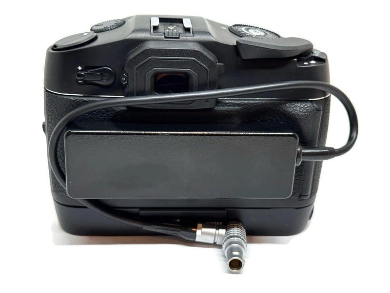 Cuerpo de cámara fotográfica Leica R8 cromo SLR con bobinadora de motor - probado con batería - ¡LEER! Foto 3 de 4