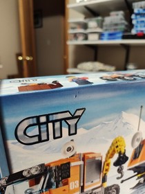 LEGO CITY: Arctic Outpost (60035) NISB