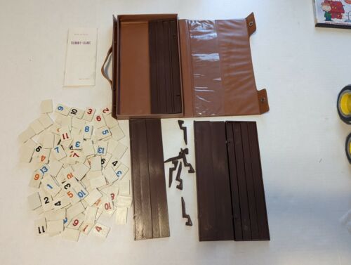 Vintage RUMMY TILE Game In Carry Case, Made in Korea, Missing 1 Tile - 第 1/2 張圖片