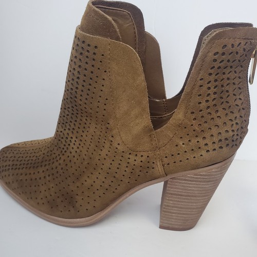 Vince Camuto NWOB Farrie Suede Perforated Booties Pumpernickle Women's 8M - Picture 6 of 17