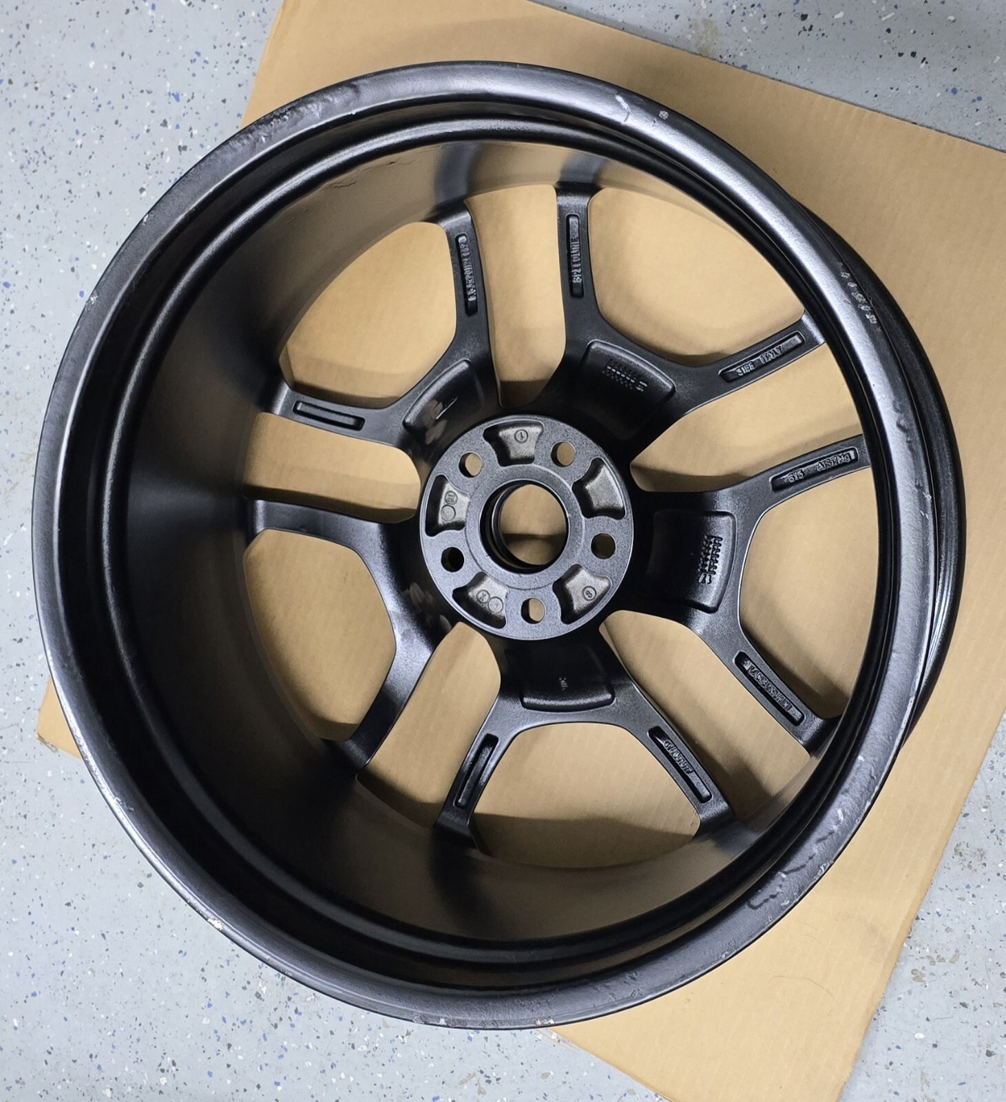 Lamborghini Huracan 20'' Front Diamond Black Wheel Rim 8.5JX20H2 4T0601017AL OEM