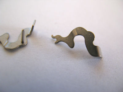 500 Clous tapissier Vieilli Bronze moyen 18mm