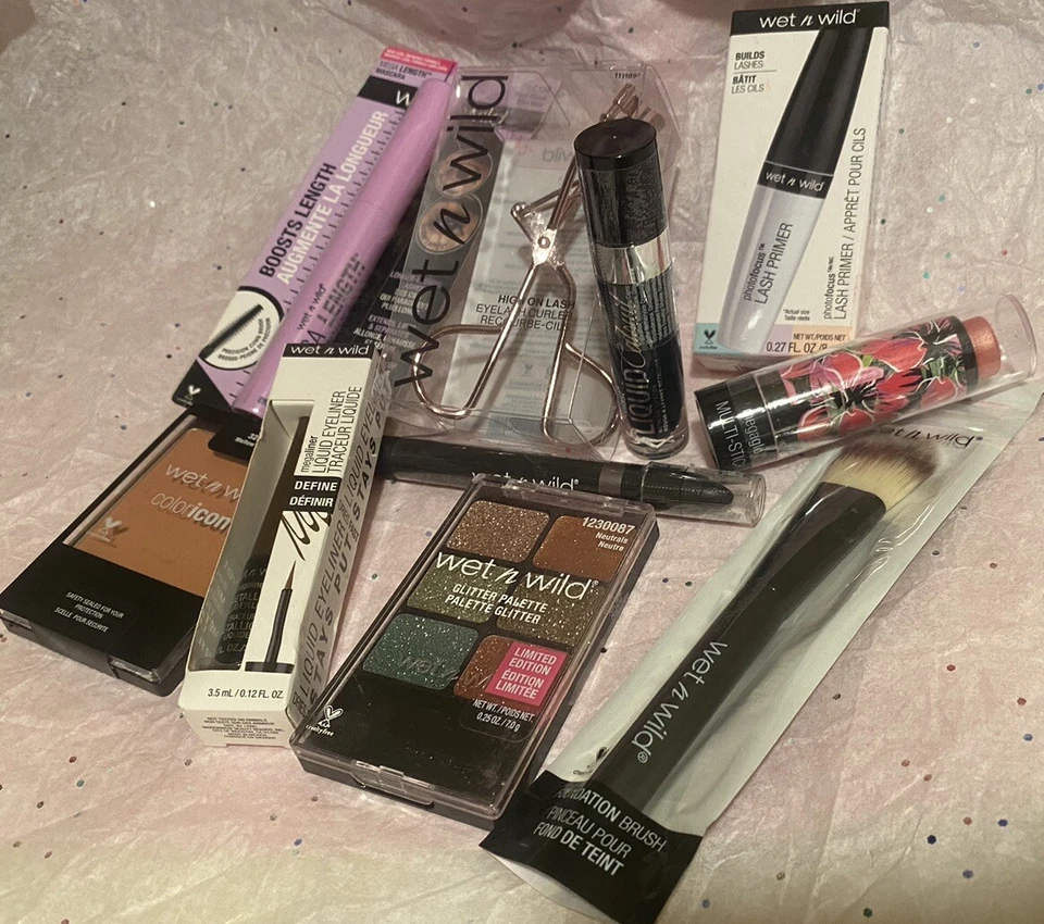 Paquete de maquillaje WET n WILD lo que ves es lo que obtienes! Bonito Lote💖 ENVÍO GRATUITO🫦 Foto 3 de 4
