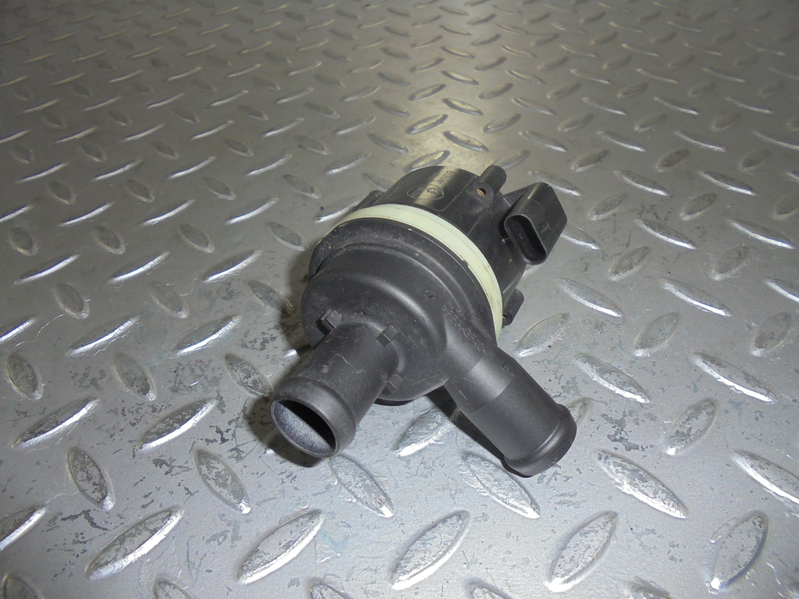 2010 Vauxhall Insignia 2.0 CDTI A20DTH. 22845814 Electric Water Pump eBay