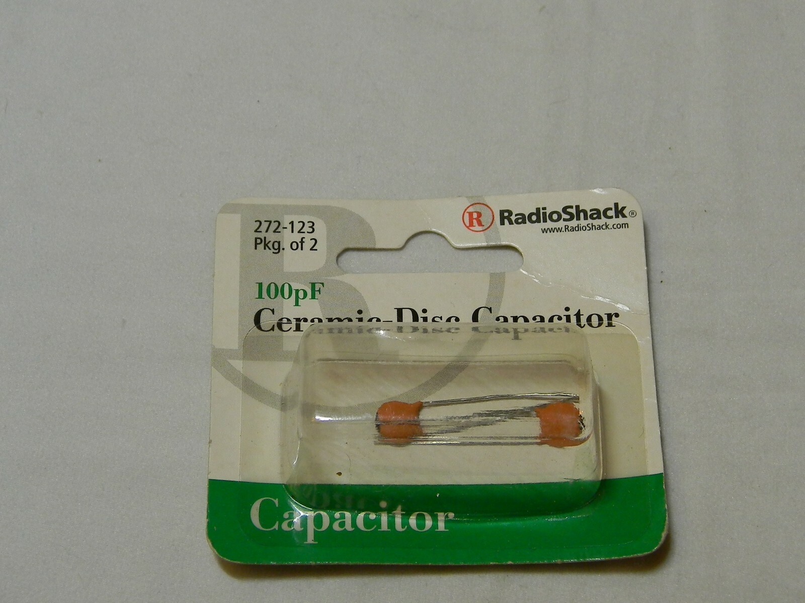 RADIO SHACK 100 PF CERAMIC DISC CAPACITOR PKG OF 2 272123 eBay