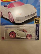 2023 Hot Wheels 3/10 Barbie Extra 57/250 with Barbie Baseball Doll