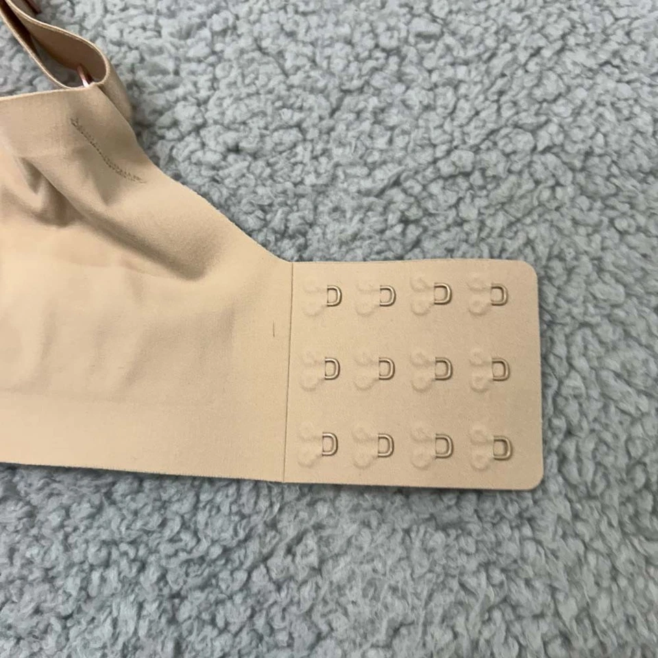 Sutiã Aerie 36DDD mergulho suave American Eagle Outfitters - Imagem 4 de 4