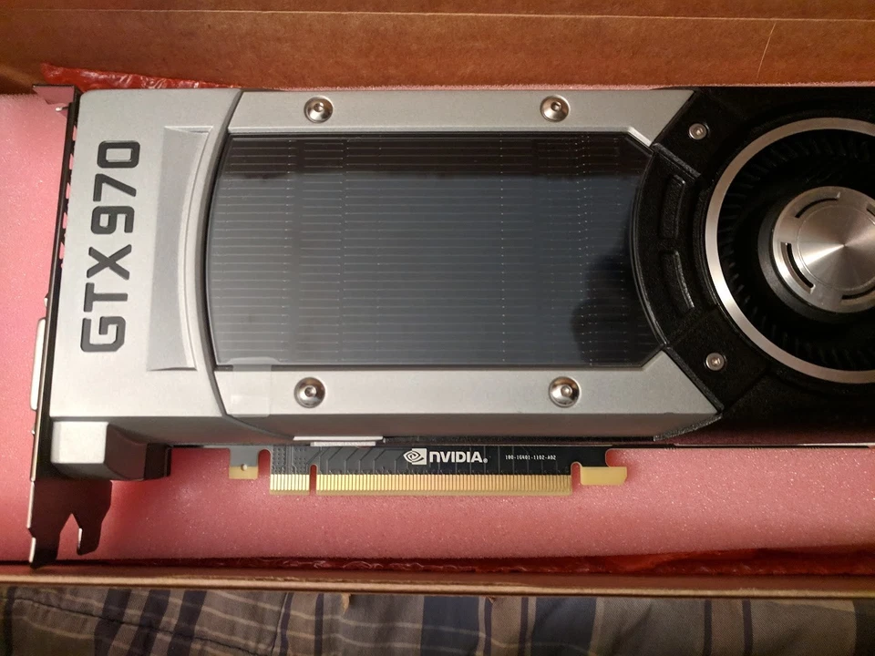 NVIDIA GTX970 *Founder's Edition* GeForce Graphics Card 4GB - Image 4 of 4