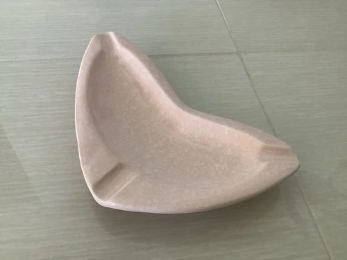 Shawnee USA Pottery Boomerang Ashtray. Pink Atomic Retro