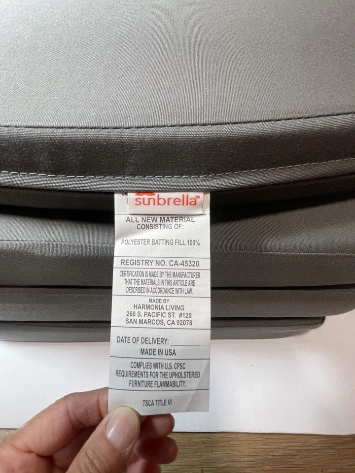 Sunbrella 方形圆形转角座垫,16"x16"x2.5"" 4 件套 灰色 灰色 — 第 3/4 张图片