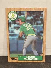 1987 Topps #366 Mark McGwire RC Rookie Oakland Athletics A’s NM-MT