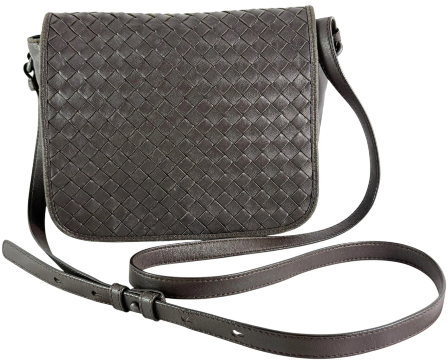 Bottega Veneta — BOTTEGA VENETA Brown Intrecciato Women Small Flap Crossbody Shoulder Bag