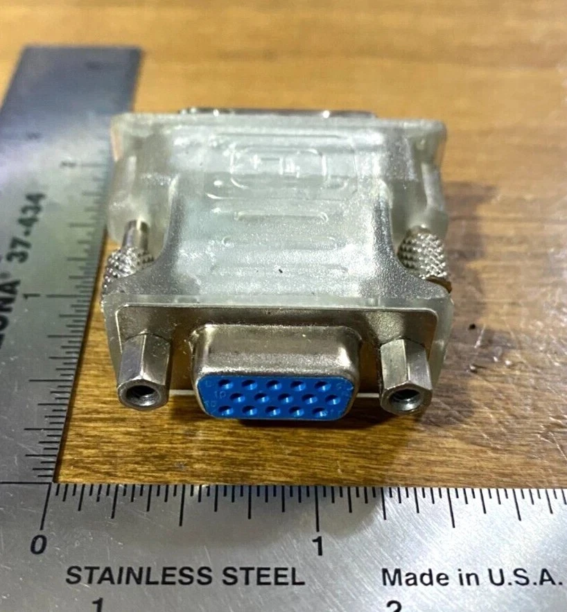 DVI-I (24+5 Pin) Dual Link Male Analog to VGA (15 Pin) Female Connection Adaptor - Image 2 of 3