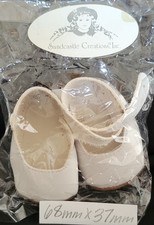 Doll Shoes 68x37 mm White Mary Janes with Button Closure NIP