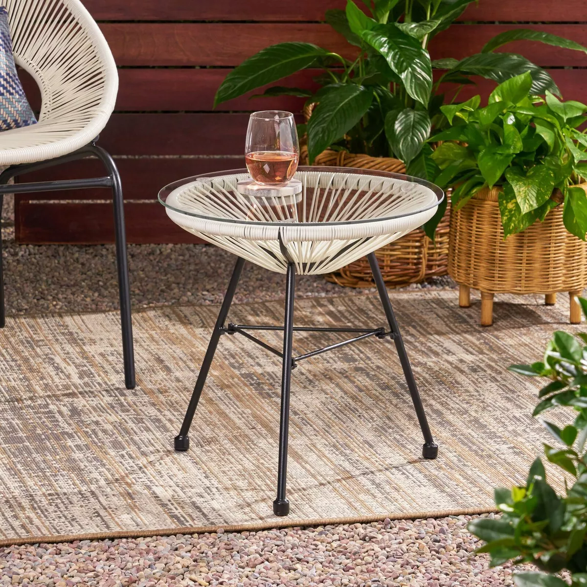 Rattan top 2024 side table