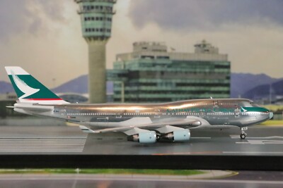 1:400 Cathay Pacific B 747- Silver/metallic - B-HKS | eBay