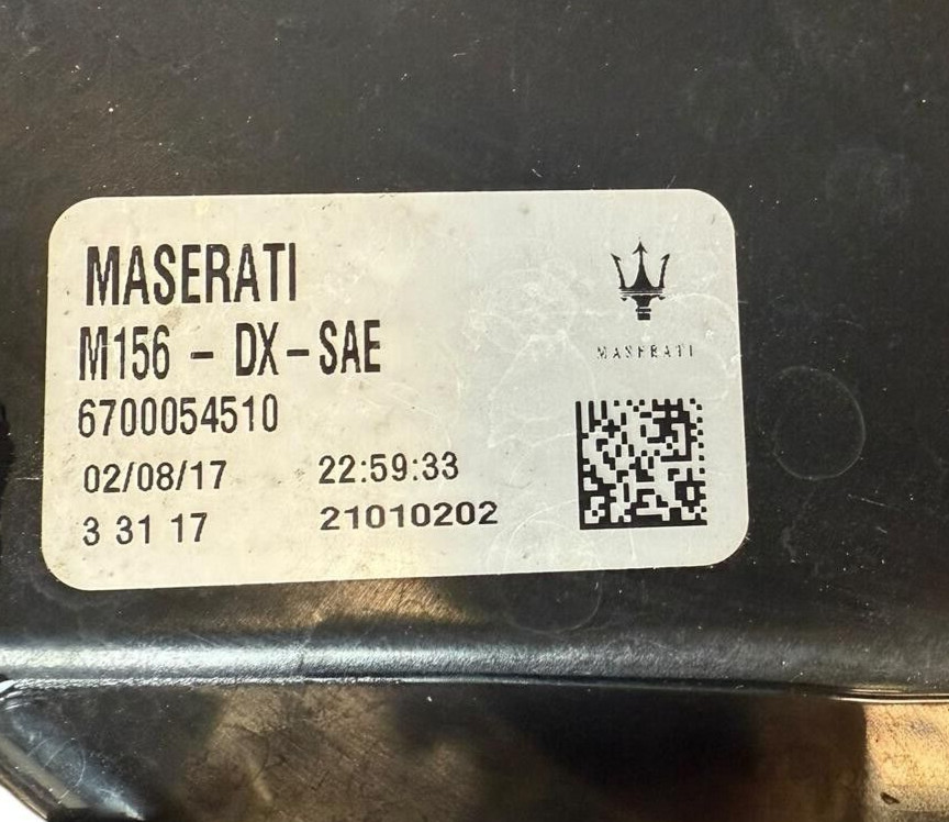 2014-2020 MASERATI QUATTROPORTE RIGHT PASSENGER SIDE TAIL LIGHT OUTER OEM