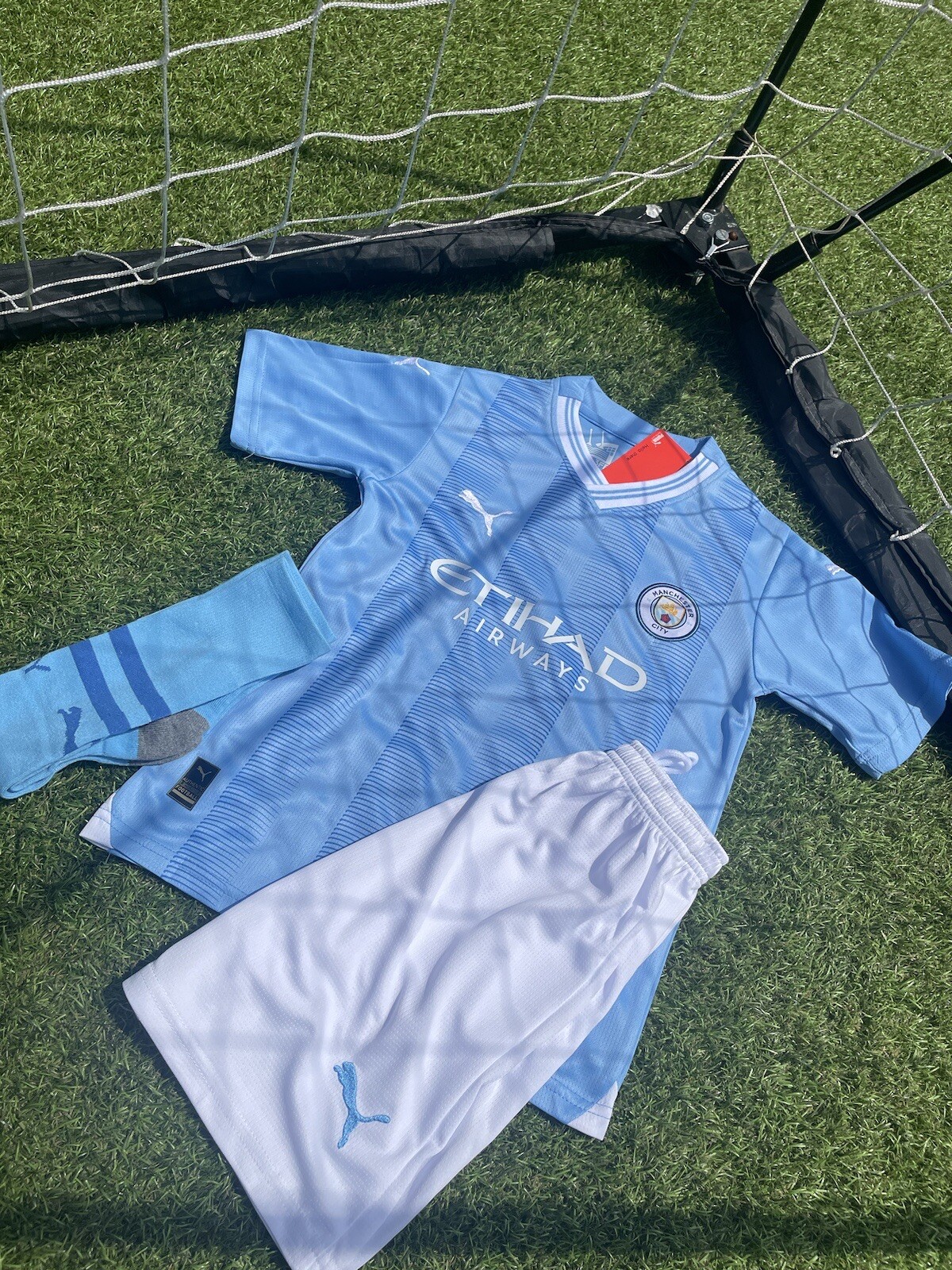 Manchester Man City Football Kit kids Age 1314 HAALAND 9 print 23/24
