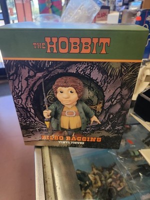 Bilbo Baggins vinyl figure 2026 Dark Horse  The Hobbit  New In Box With Shipper.
