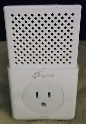 TP-Link TL-PA7010P (US) Passthrough Powerline Adapter AV1000 Mbps, Model PA7010