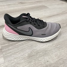 Nike Revolution 5 Black Pink Athletic Comfort Shoes BQ6715-004 Women's Size 8