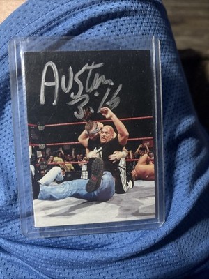 STONE COLD STEVE AUSTIN 1998 Superstarz on card auto