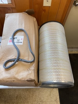 Genuine Fleetguard AF25247 Air Filter