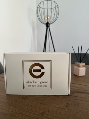 Elizabeth Grant Caviar Cellular Recharge With Gold Set  2x100 ml.1 x50 ml Neu ! 