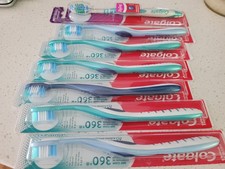 6 Colgate 360 Toothbrushes Soft , plus 1 Zigzag brush