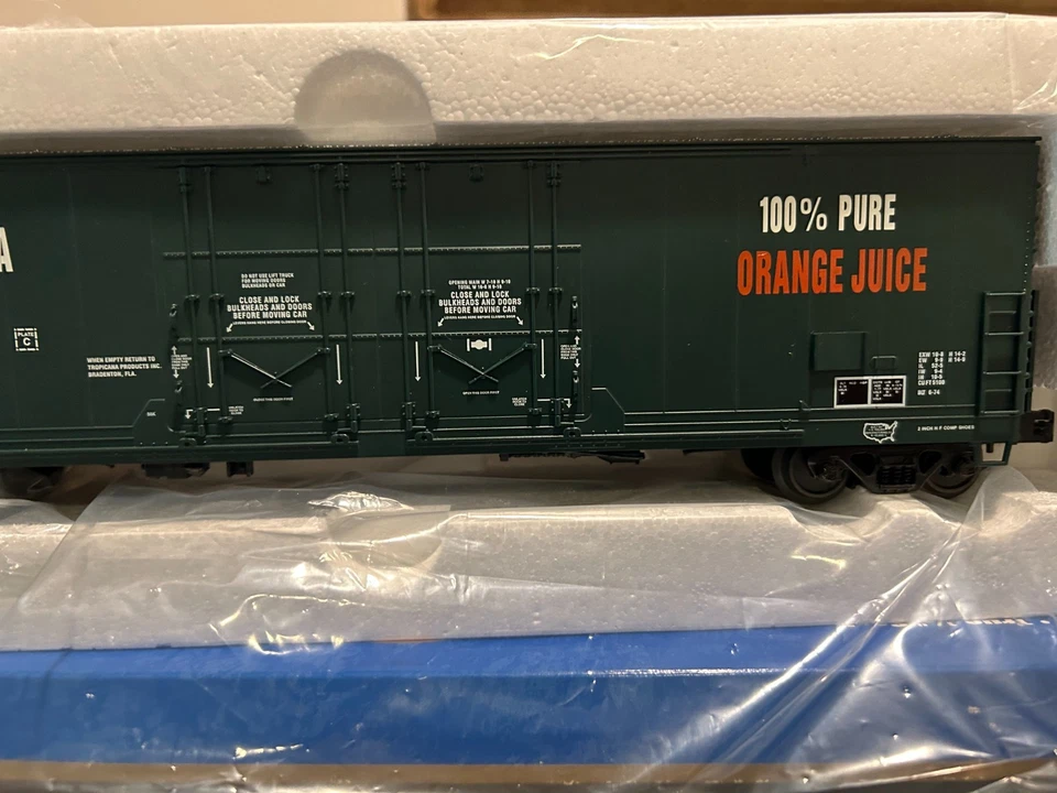 Atlas 6505-2 Tropicana Evan's 53 Plug Door Boxcar Ln/Box - Image 4 of 4