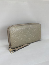 Louis Vuitton Zippy Wallet Monogram Empreinte...