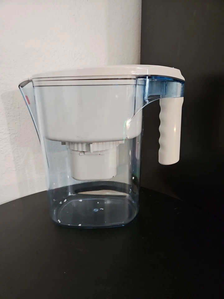Seychelle Water Filtration Family Water Pitcher & Alkaline Filter Original New - Image 3 of 4
